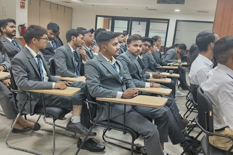 International School of Business Studies: Admission Open