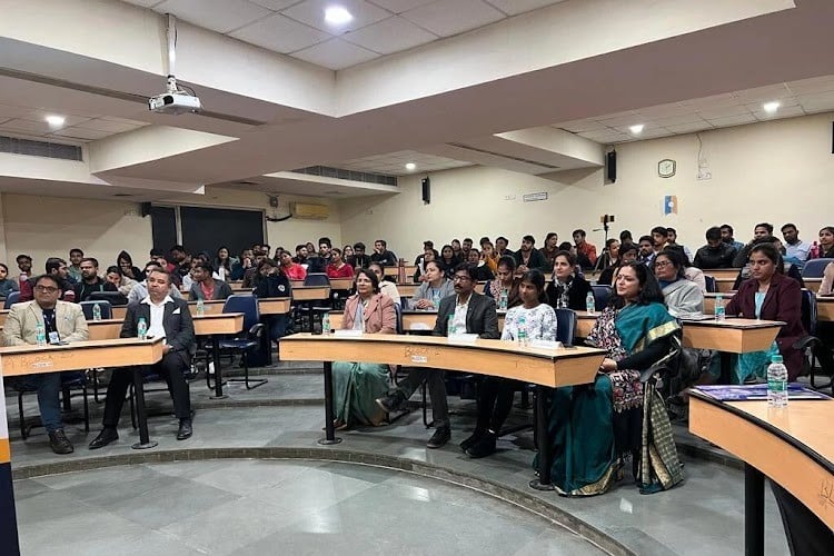 JK Business School: Admission Open